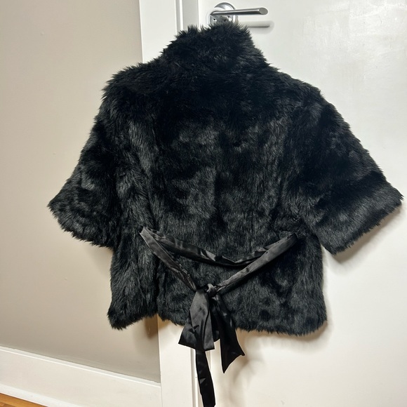 Fabulous FAUX FUR Jacket with Optional Ribbon Belt - Picture 3 of 3